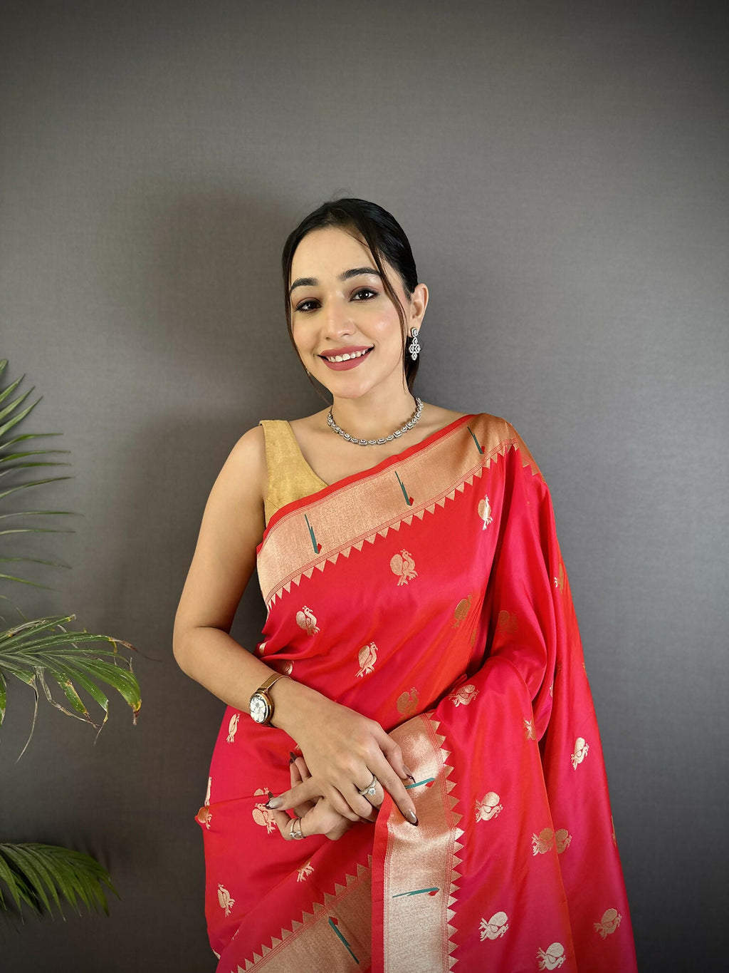 Pink Peacock and Floral Motif Soft Silk Kanchipuram Saree
