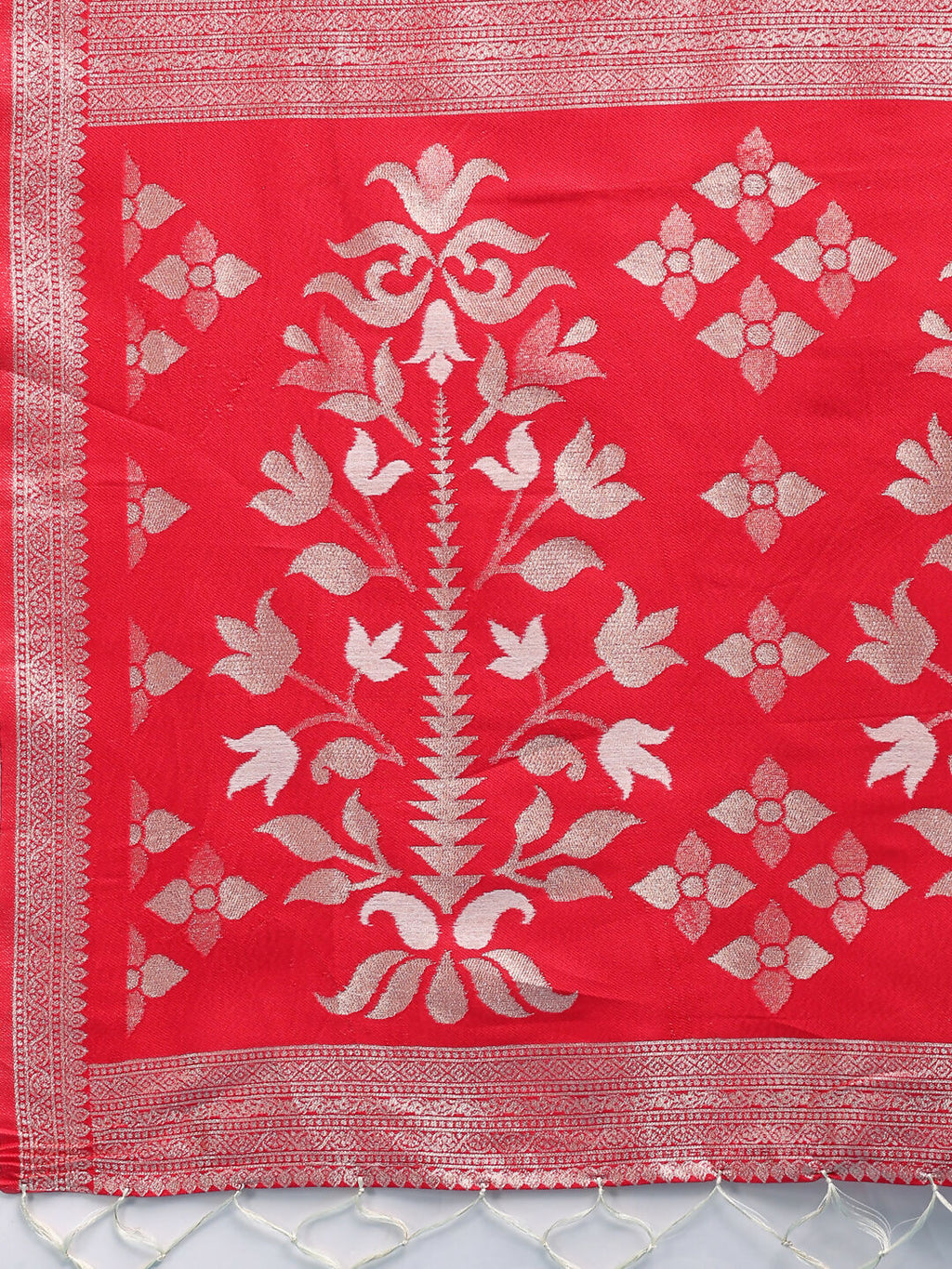 Red & White Linen Cotton Saree with Matching Blouse Piece