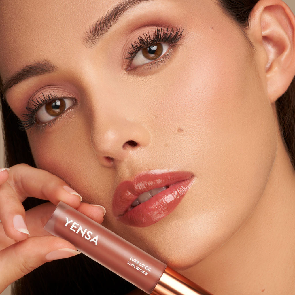 Luxe Lip Nourishing Oil with Hyaluronic Acid and Vitamin E - Image 15