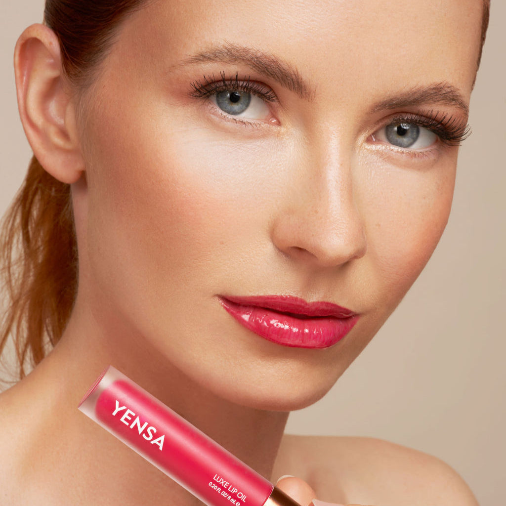 Luxe Lip Nourishing Oil with Hyaluronic Acid and Vitamin E - Image 6