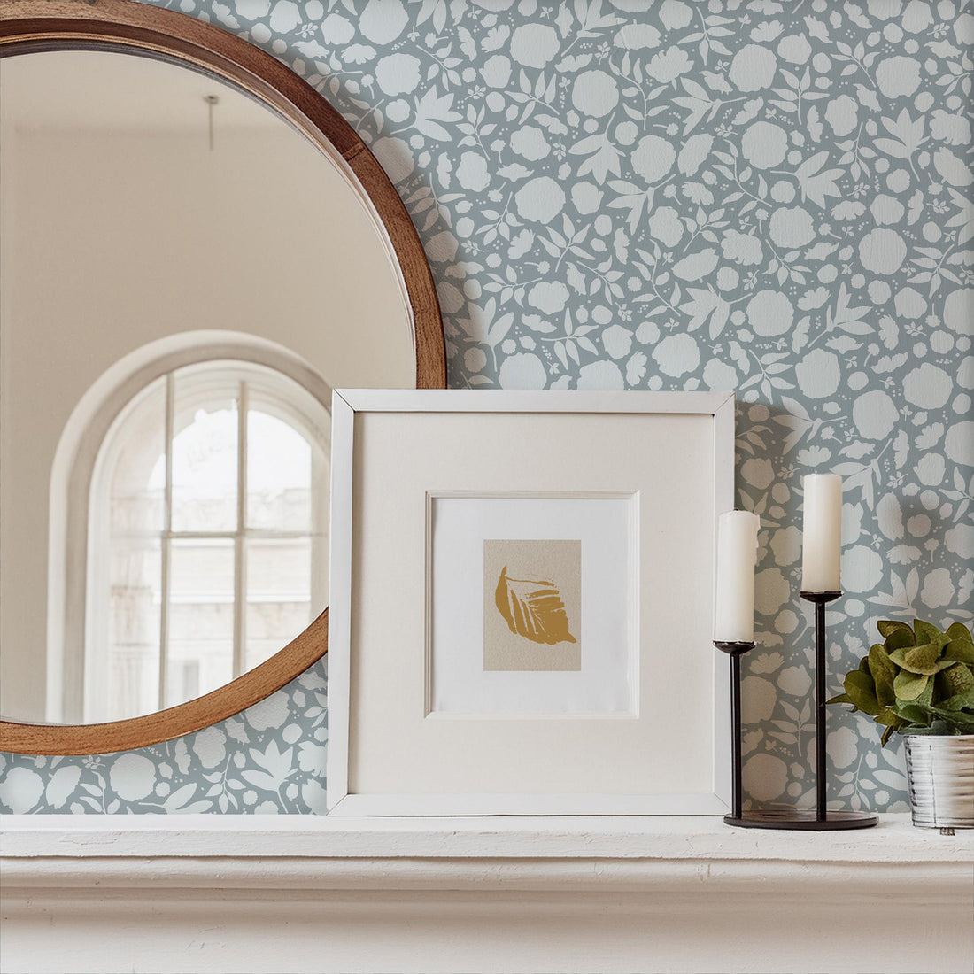 Brea Minimalist Floral Removable Wallpaper - Terracotta & Pink