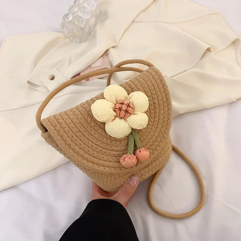 Woven Flower Messenger Bag Mini Straw Shell Crossbody Purse - Image 2