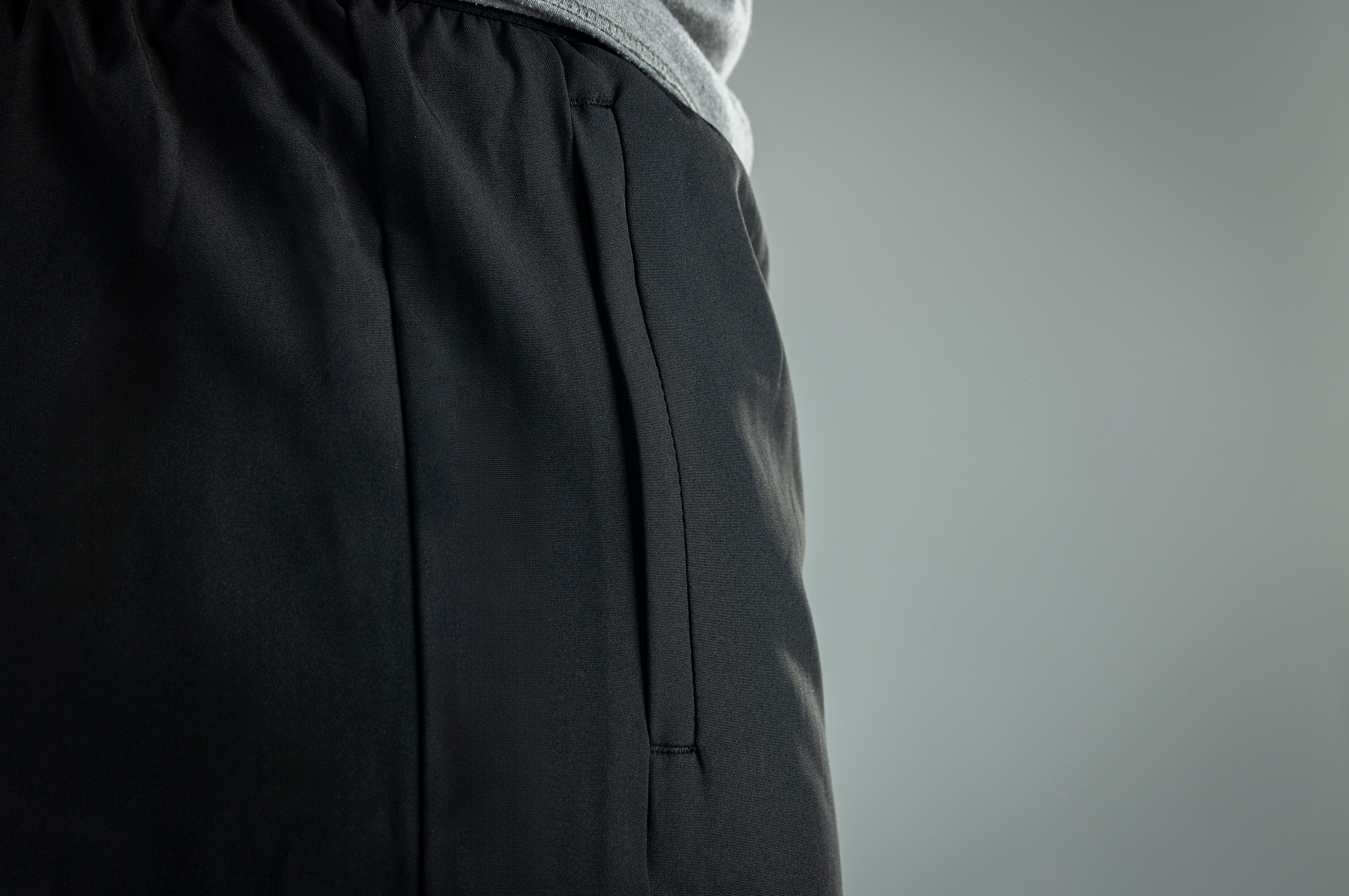 Men's V1 Athletic Shorts - Black Performance