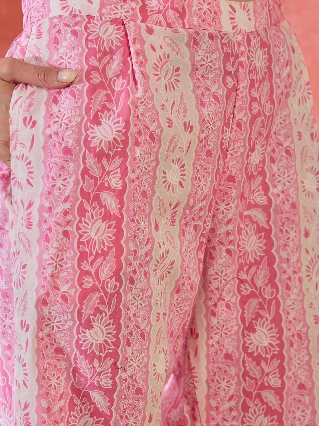 Women's Pink Printed Pure Cotton Kurta Set - Ethnic Wear