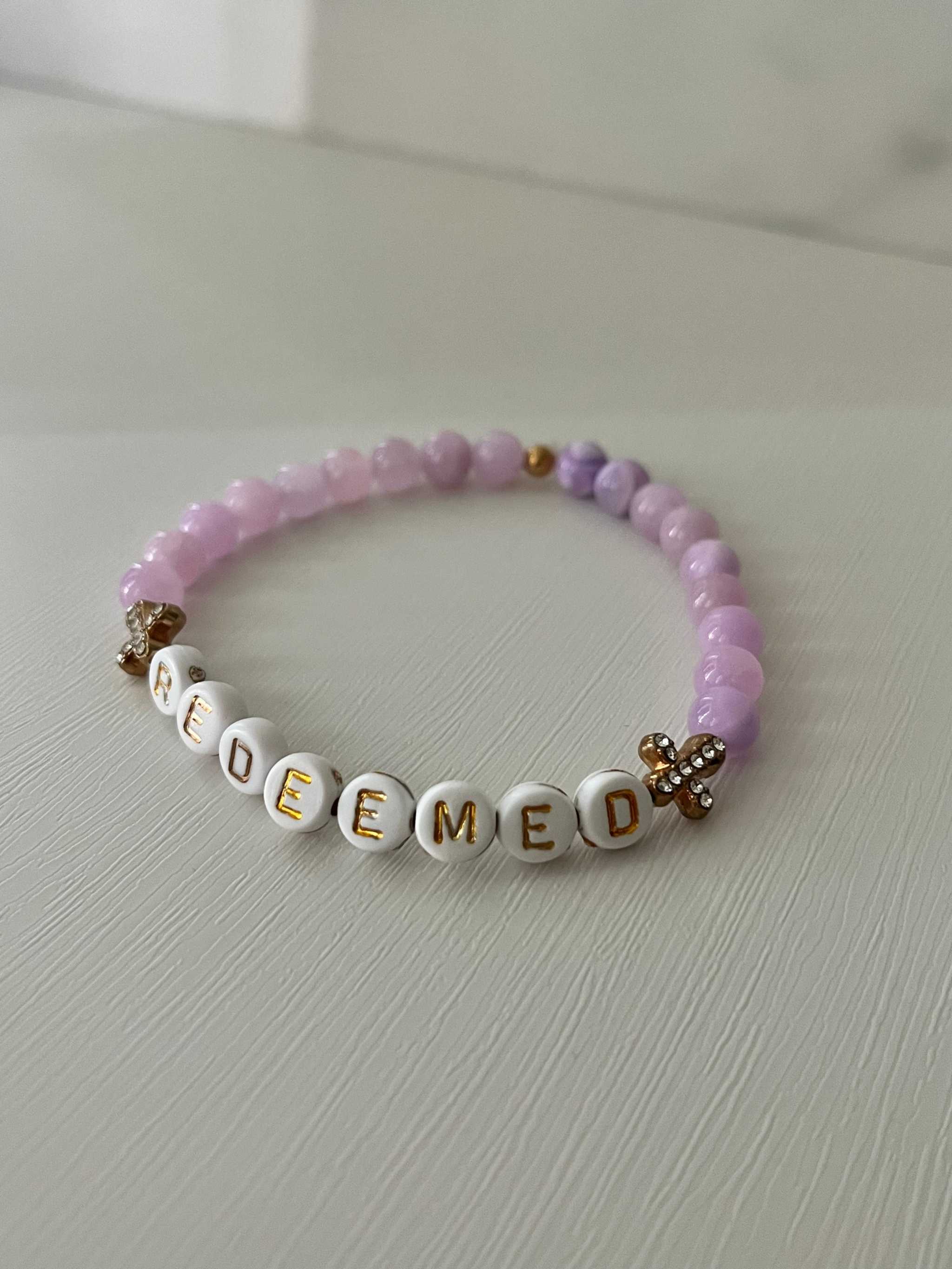 Redeemed Lavender Bead Bracelet - Elegant Faith-Inspired Jewelry