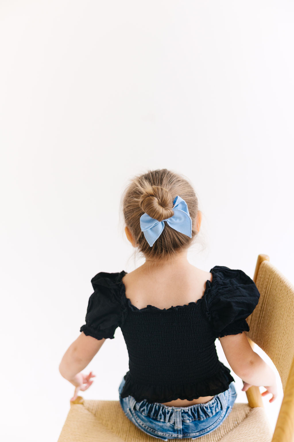 Black Solid Small Bow