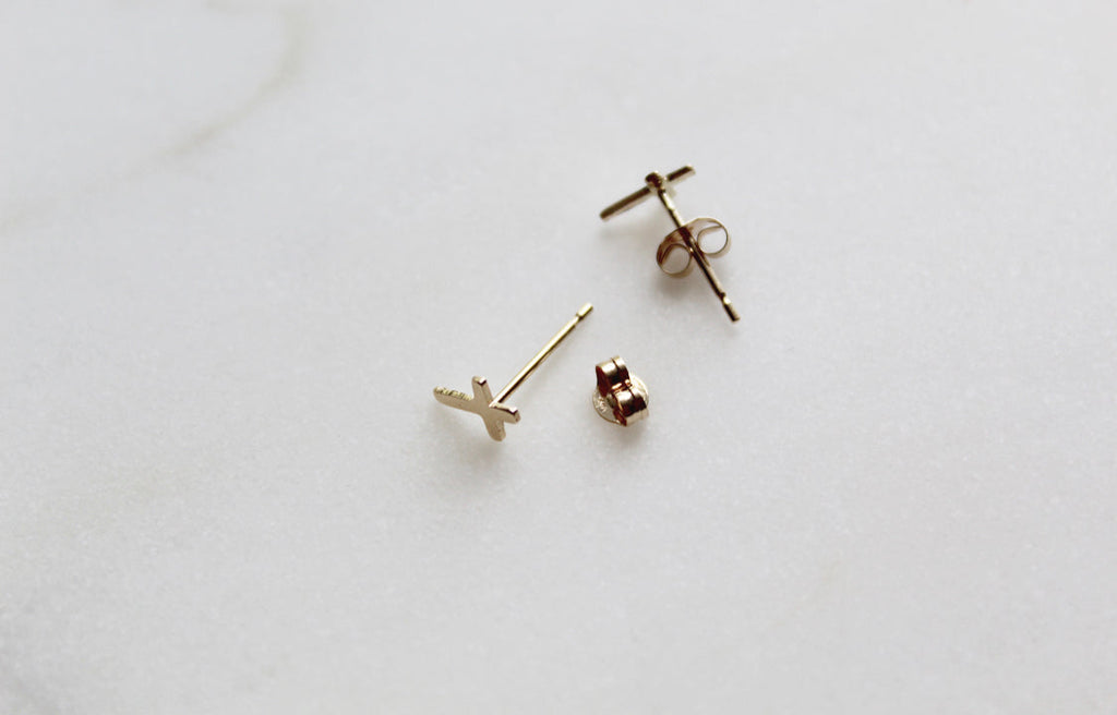 Cross Studs in 14k Gold