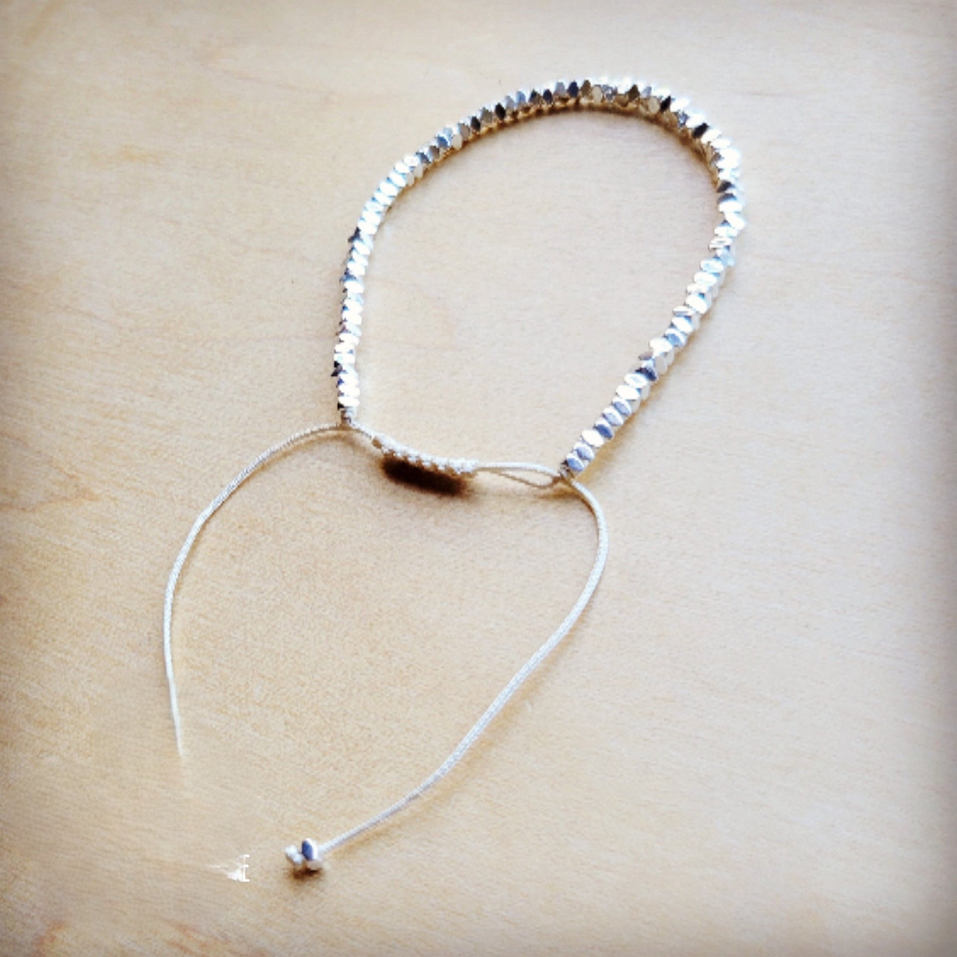 **Stackable Woven Beaded Bracelet in Silver 809v