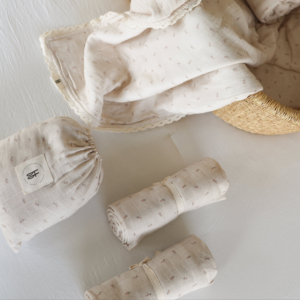 Muslin Swaddle Lucy