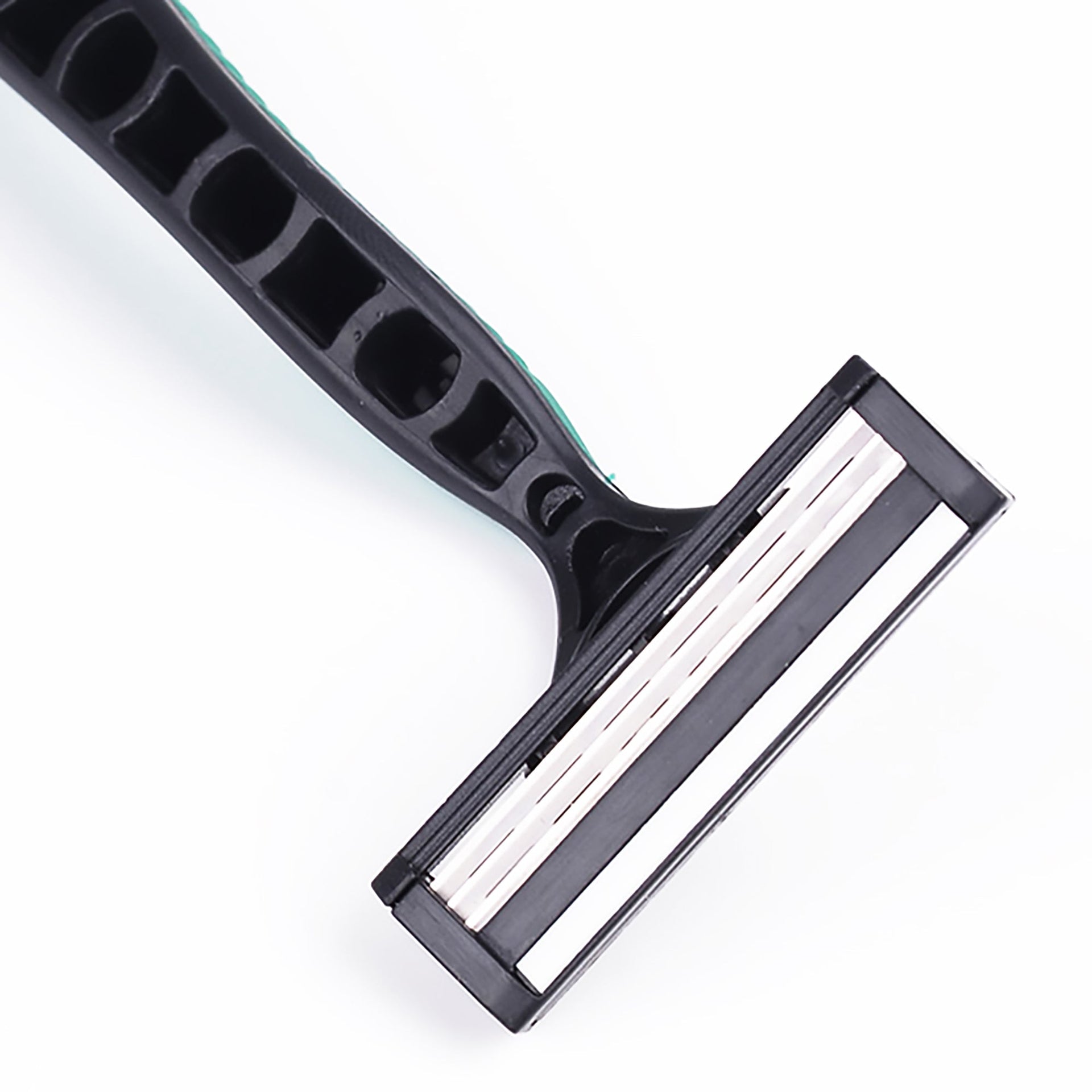 Mario Lopez 6 Disposable Razors Bundle