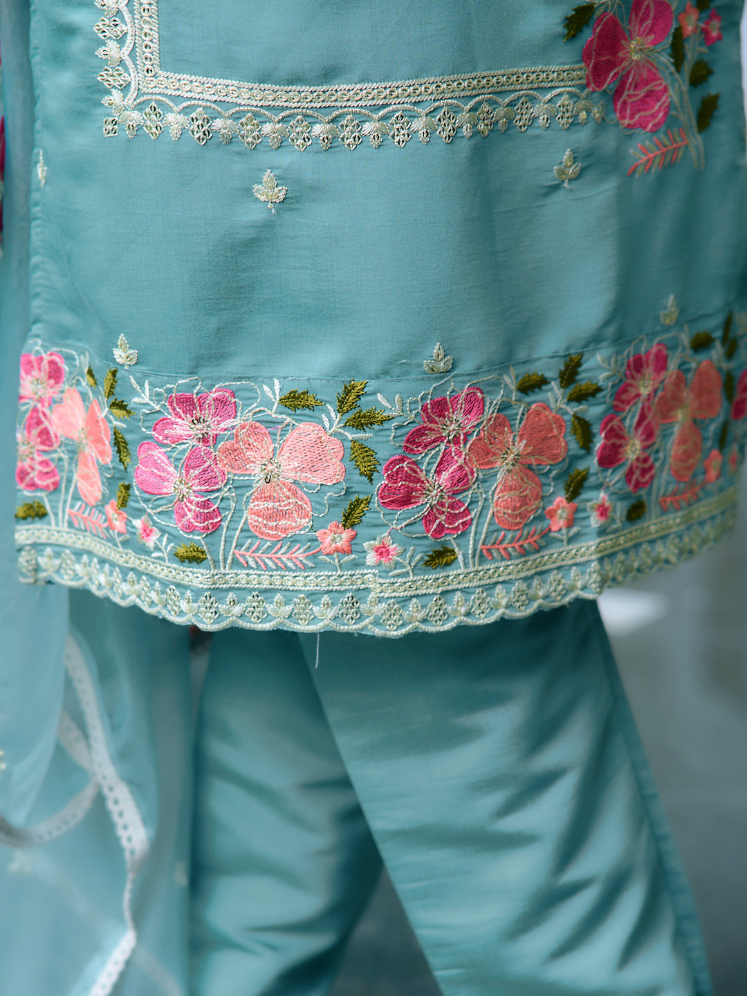 Blue Full Front Embroidered Chanderi Kurta Set with Organza Dupatta