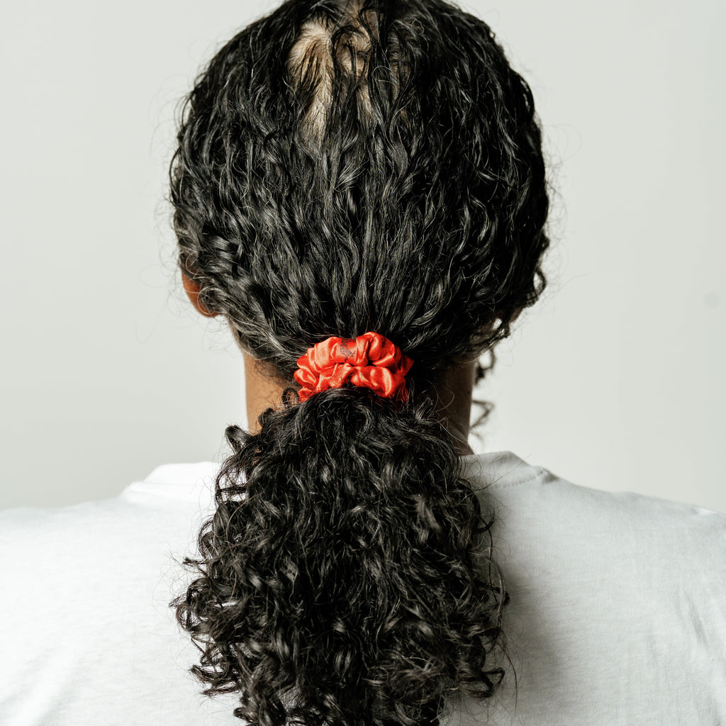 Organic Silk Small Scrunchie 3-Pack Tomato Red