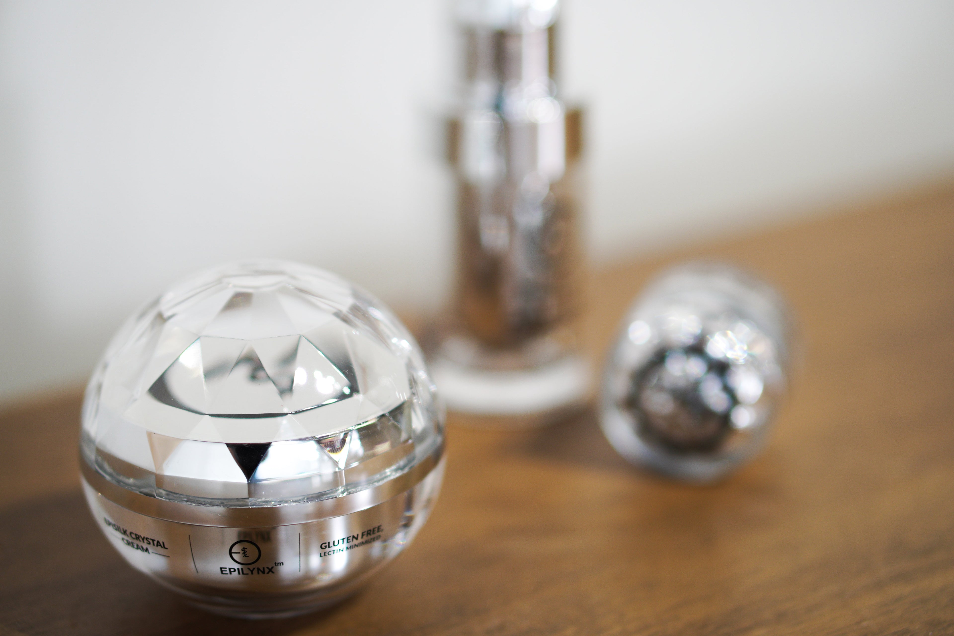 Wrinkle Smoothing Hydration 3-Piece Vegan Skincare Set - Image 3