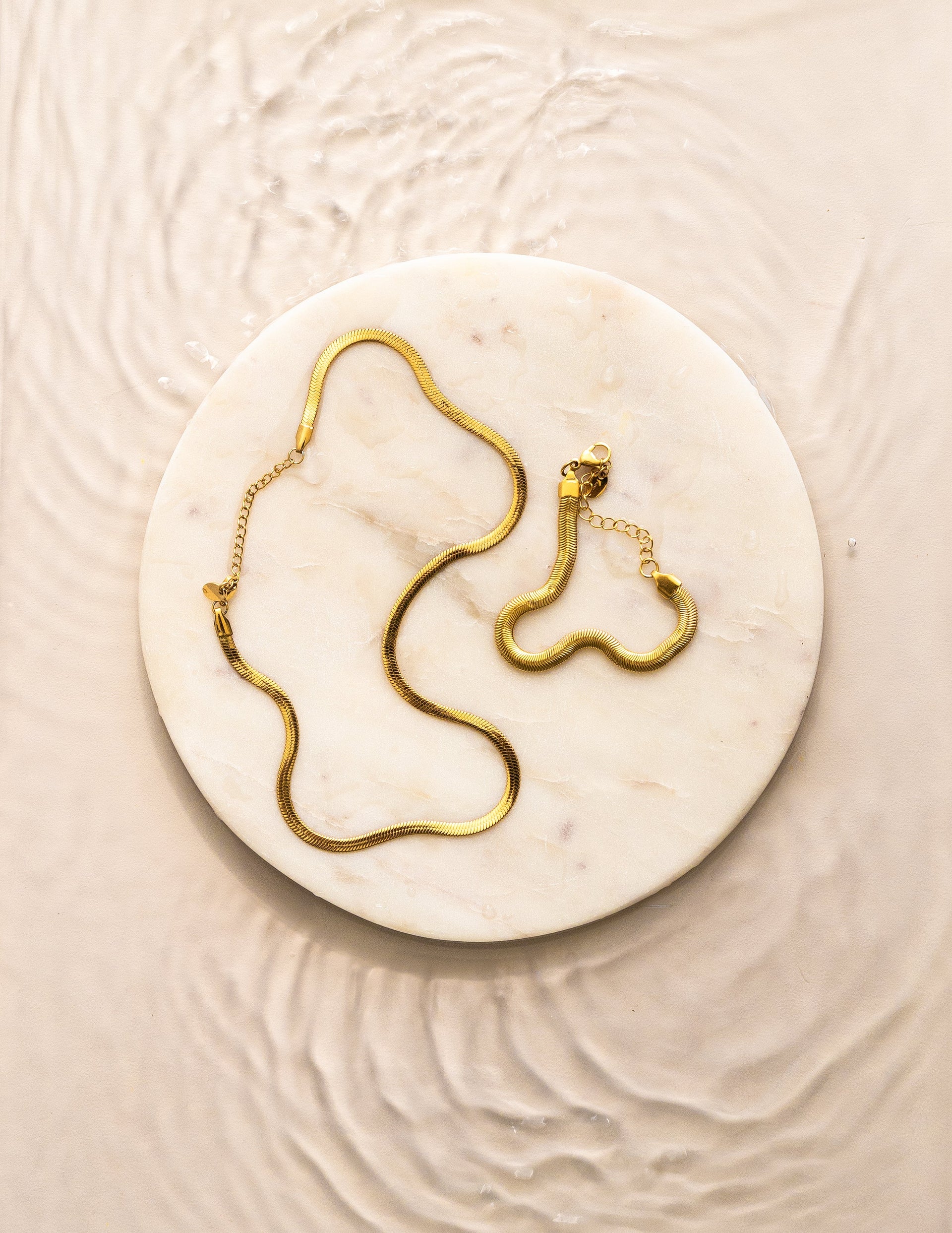 Liquid Herringbone Chain Necklace