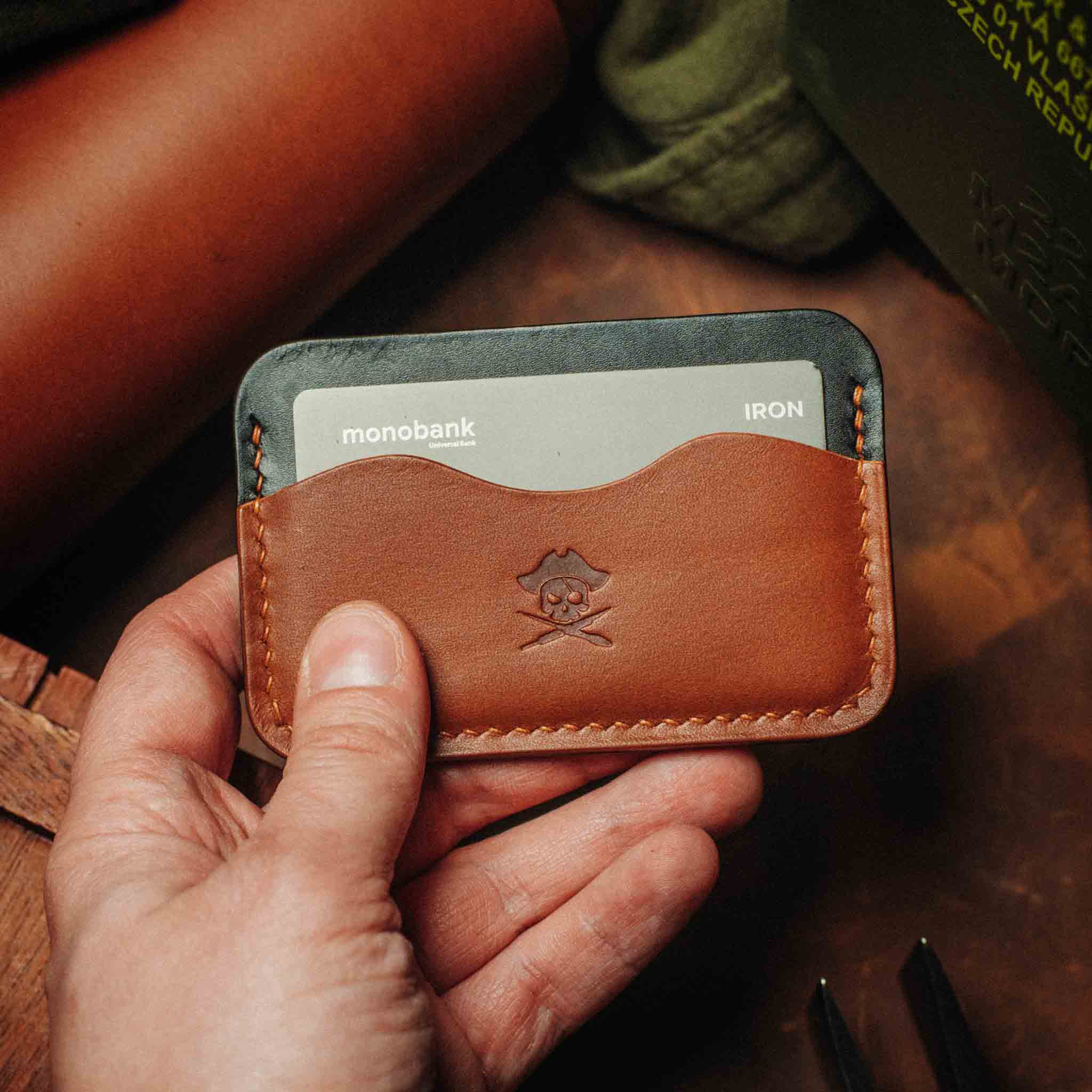 Minimalist Wallet - Drunken Boatswain v2 | Slim Leather | EDC