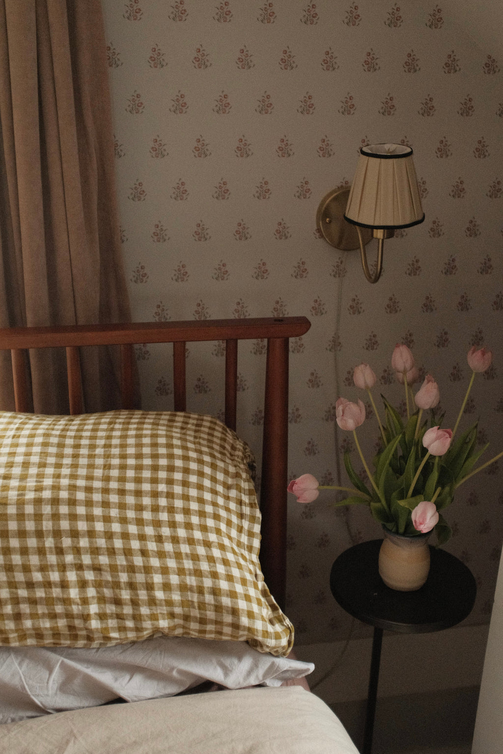 Vintage Floral Wallpaper, Traditional Cottagecore Wall Decor