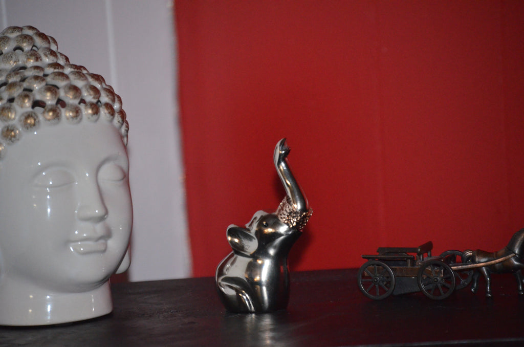 Elephant Ring Holder (4", Silver Finish)
