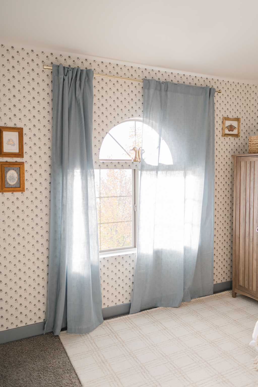 Elle Floral Removable Wallpaper in Cream Grey Blush Sage-green
