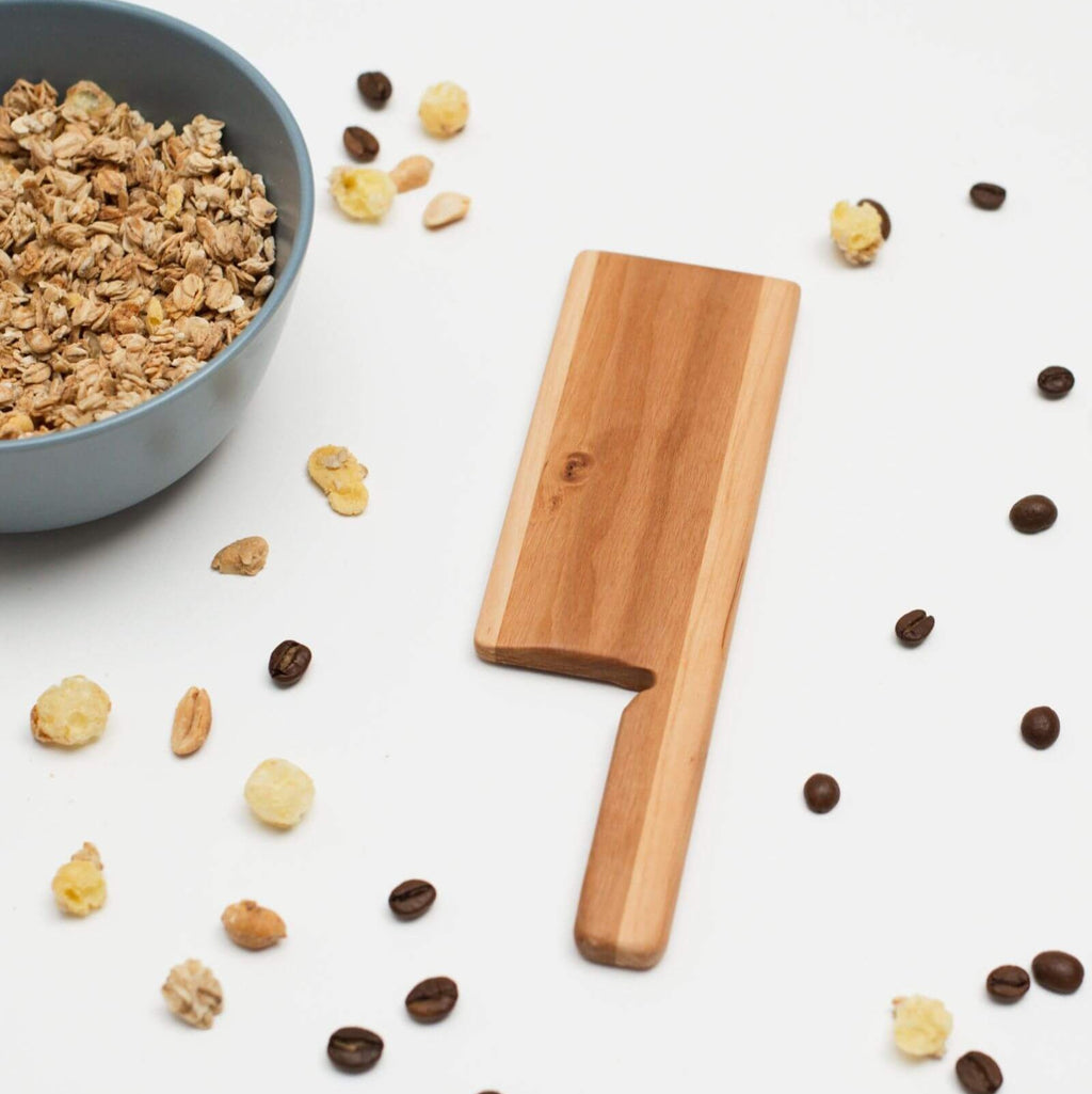 Safe Kids Cutting Board and Knives Set for Culinary Exploration