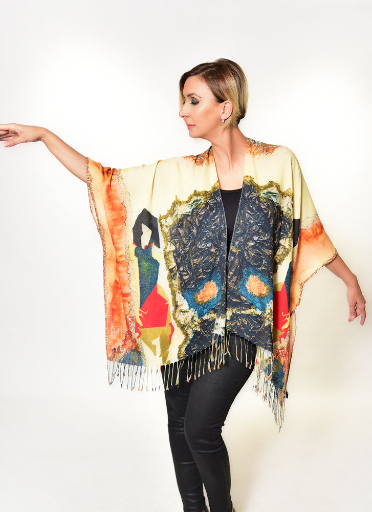 "Lady in Peridome" Kimono-