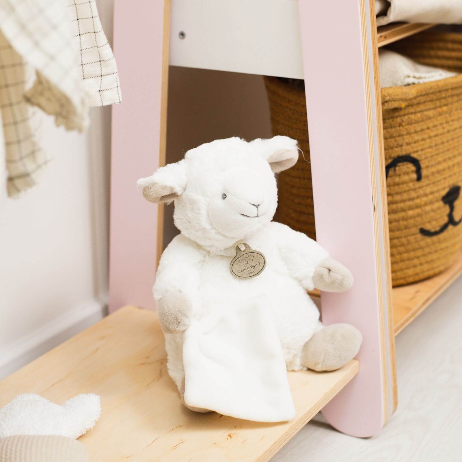 Kids Wooden Clothing Rack for Montessori Nursery Organization