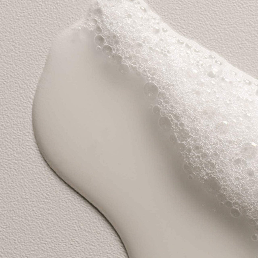 Davines OI Shampoo with Roucou Oil for All Hair Types
