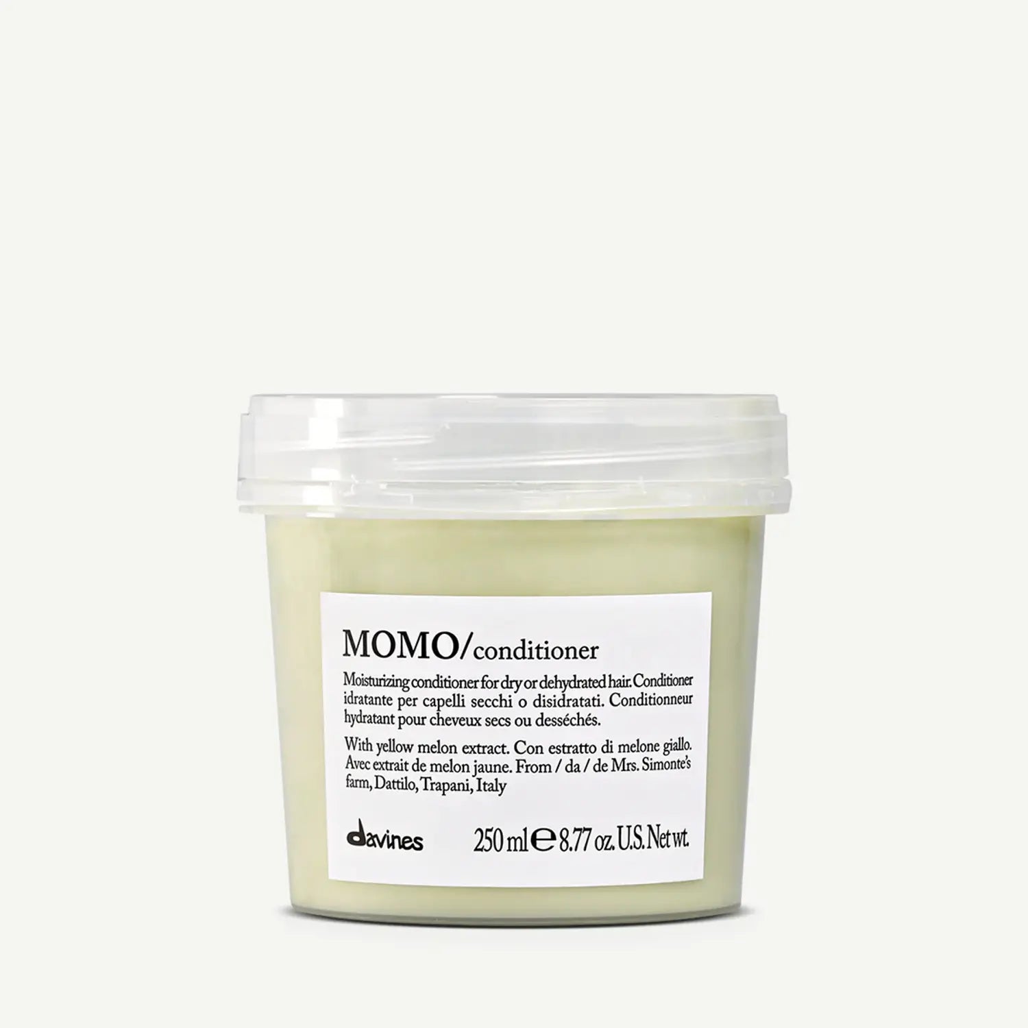 Davines MOMO Moisturizing Conditioner bottle, 250mL, pale green and white packaging.