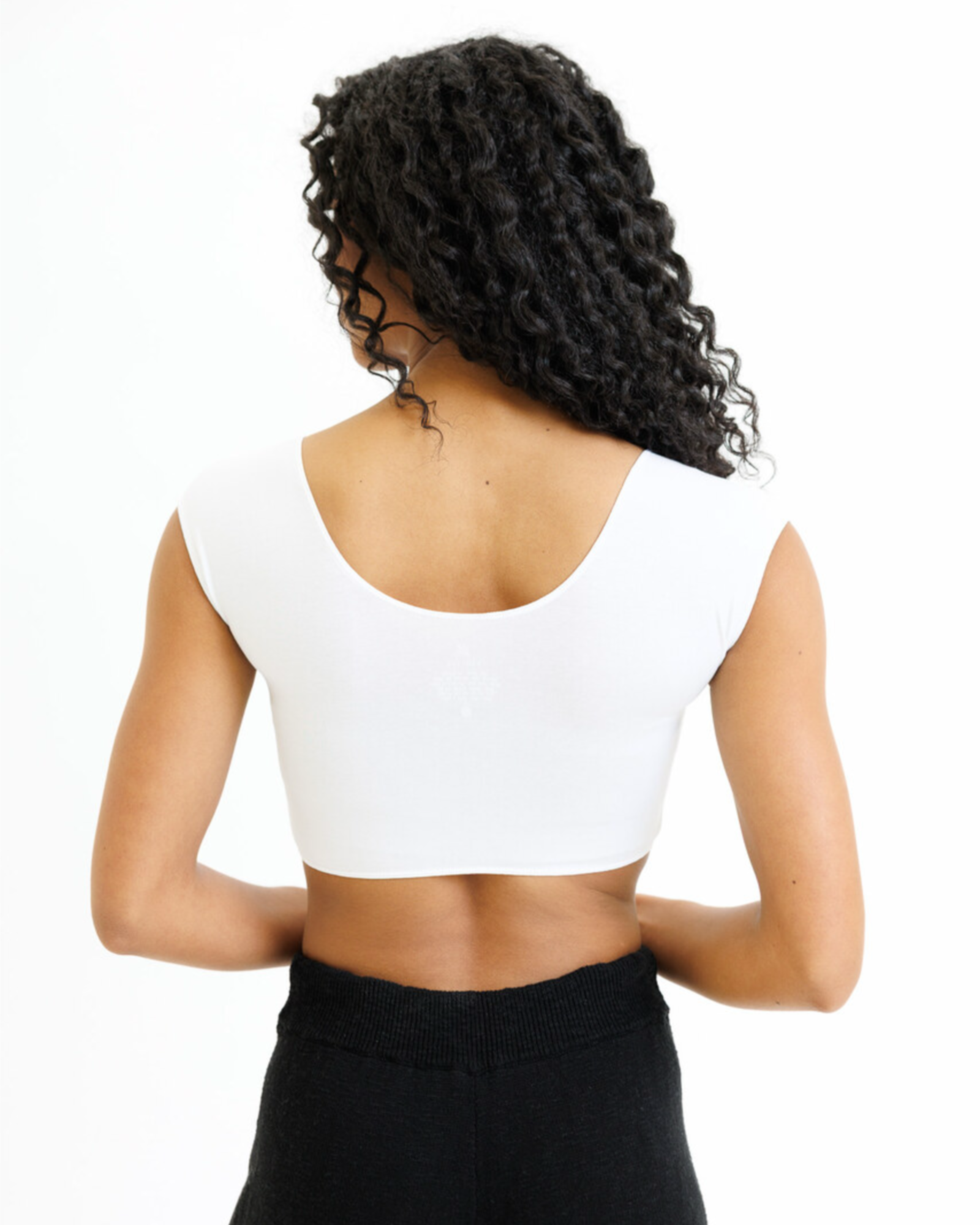 Demi Crop Tee Fitted Scoop Neck Cap Sleeve T-Shirt - Image 4