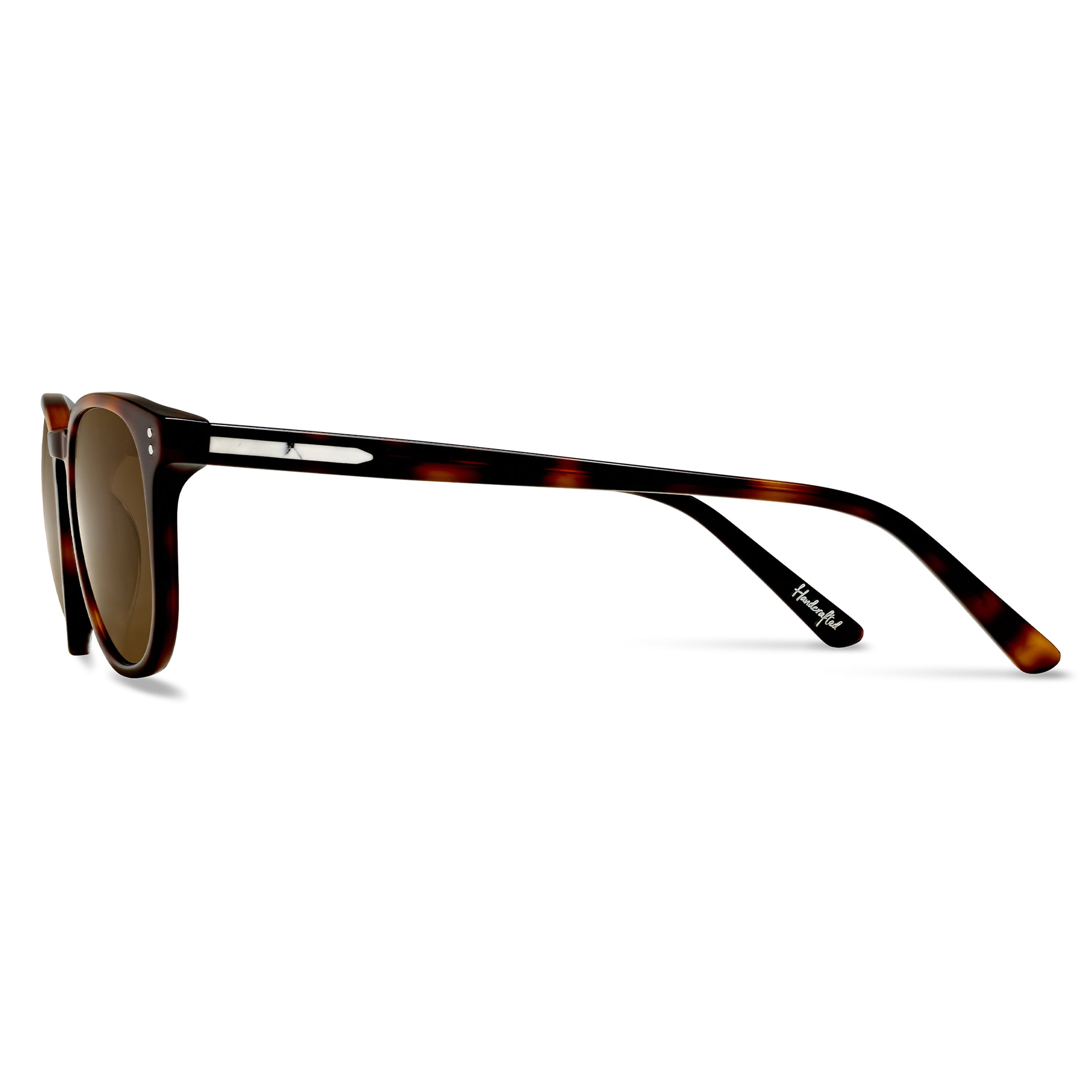 The District II Round Sunglasses in Rye Tort
