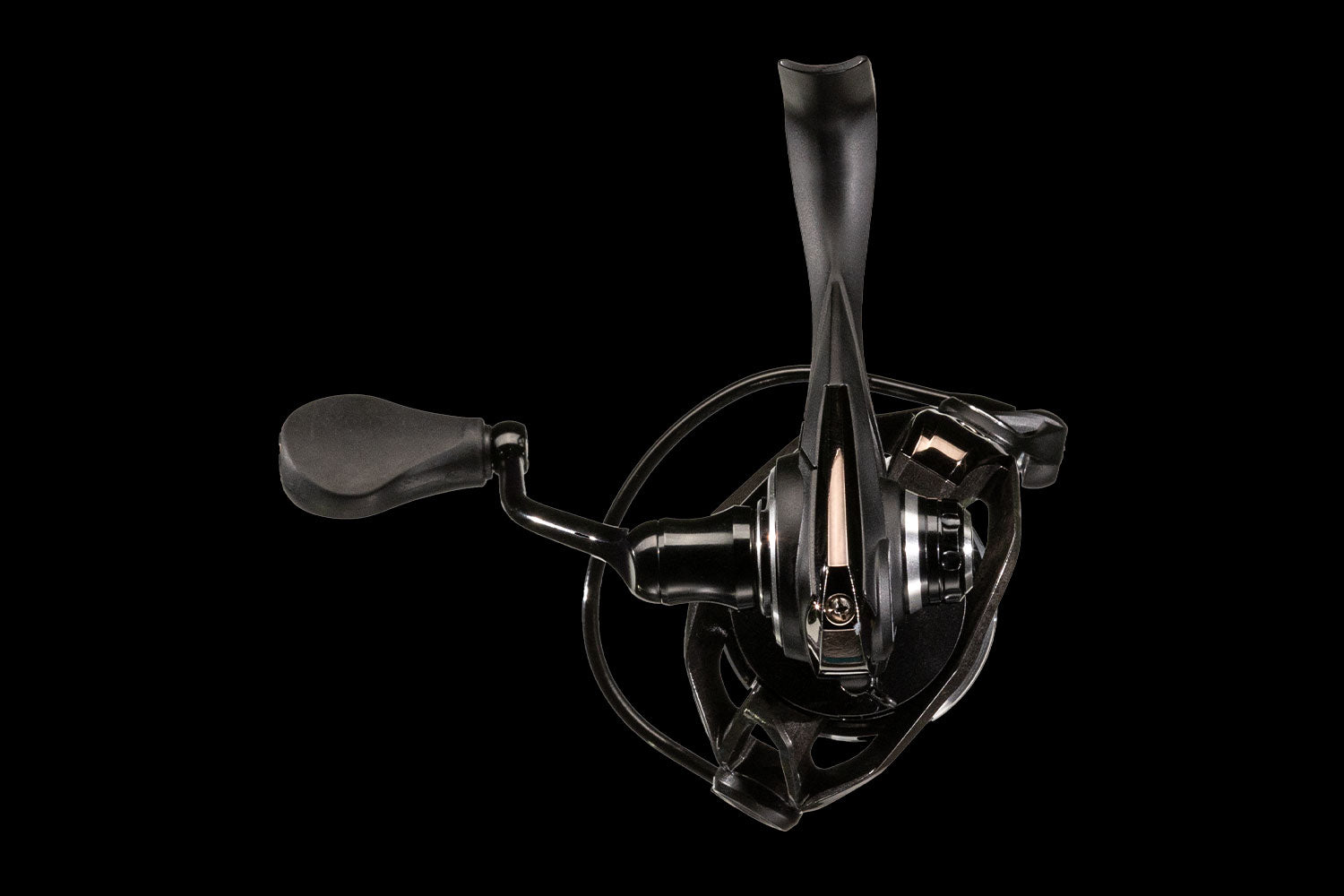 D-MAG Spinning Reel Lightweight Smooth Action Fishing Gear - Image 3