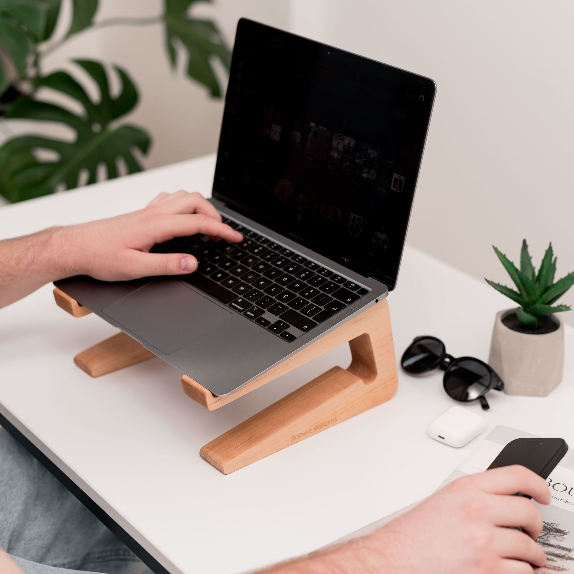 Dual Laptop Dock Stand – Solid Hardwood Desktop Organizer