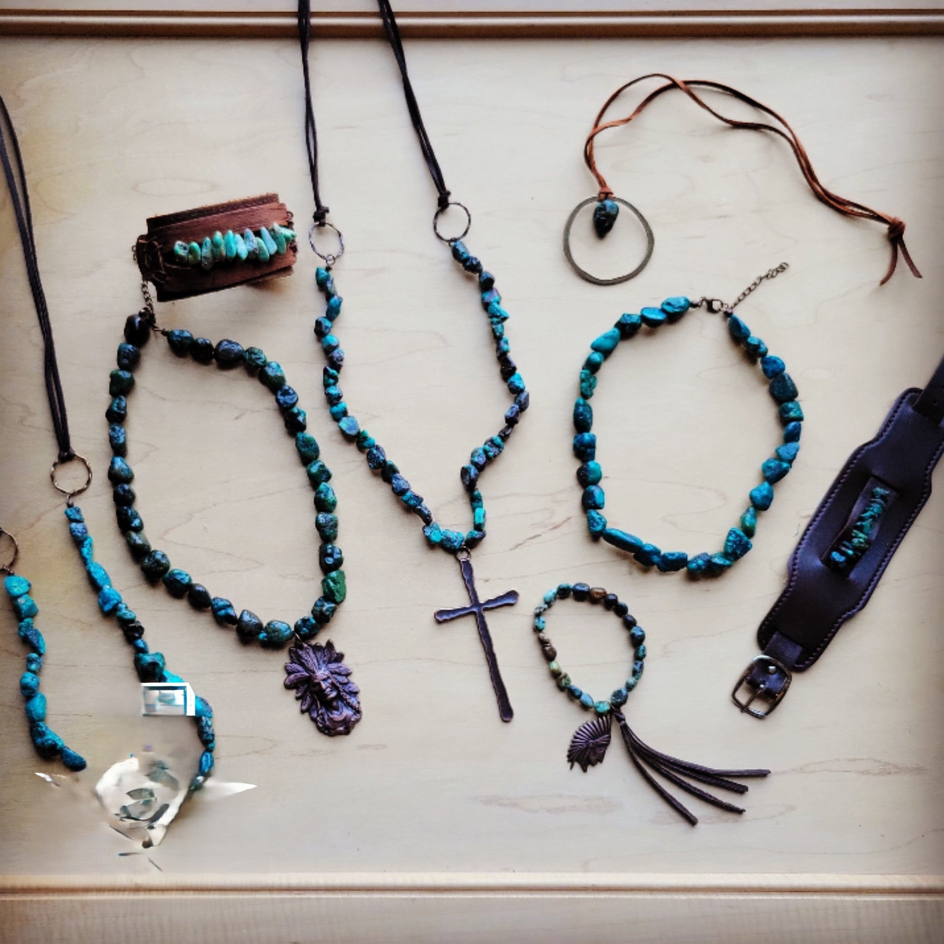 **Natural Turquoise Collar Necklace w/ Indian Head Pendant 259n