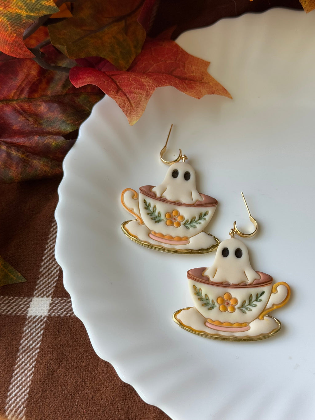 Teacup Ghosts