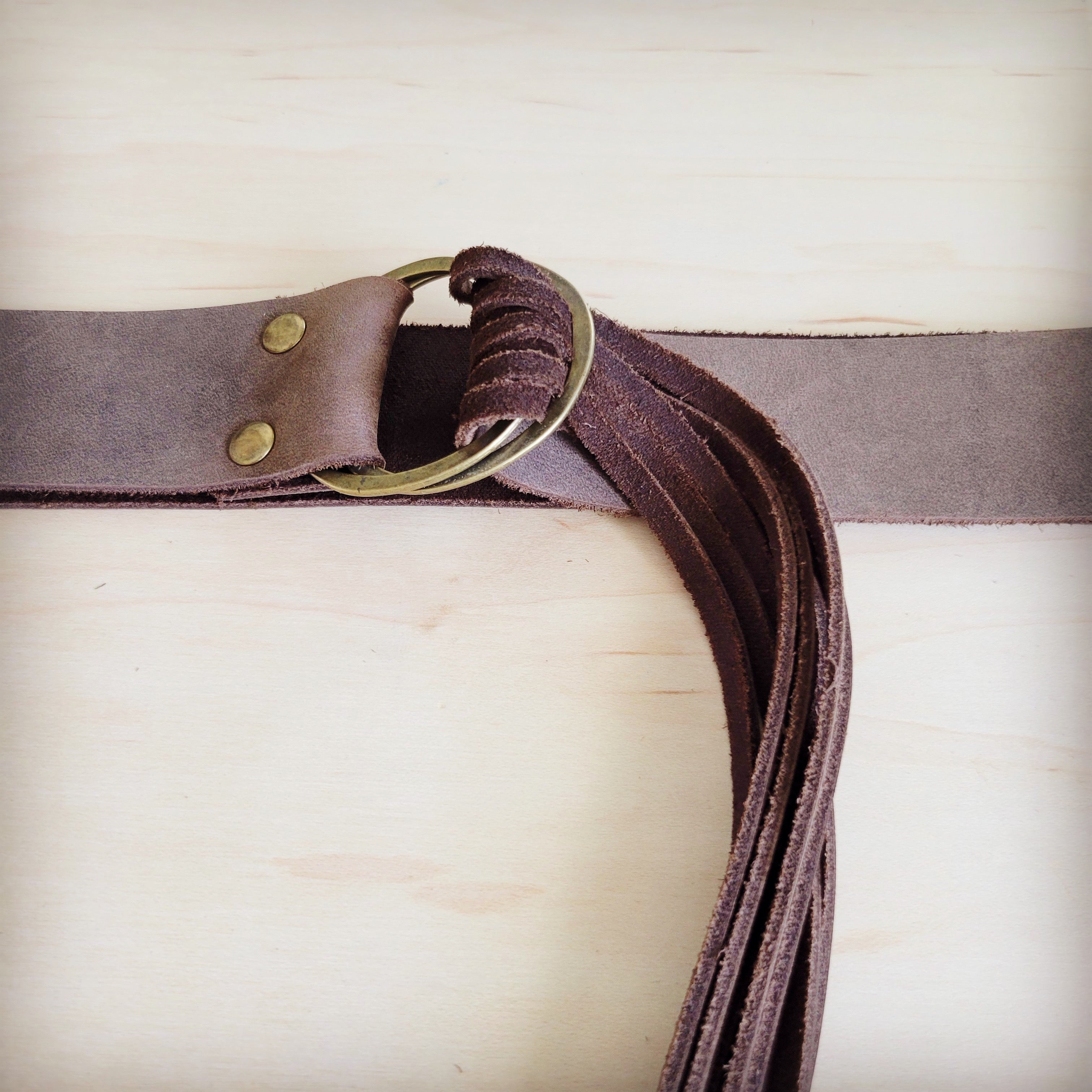 Brown Distressed Fringe Leather Belt 908q