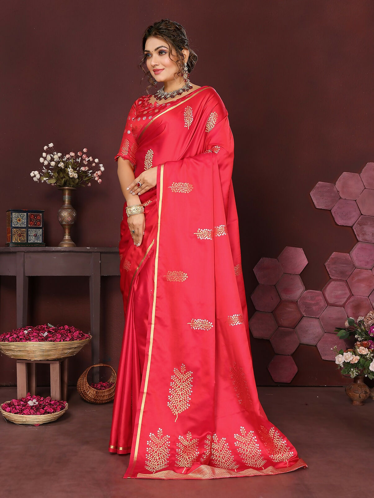 Redise Pink Banarasi Silk Saree with Floral Motifs