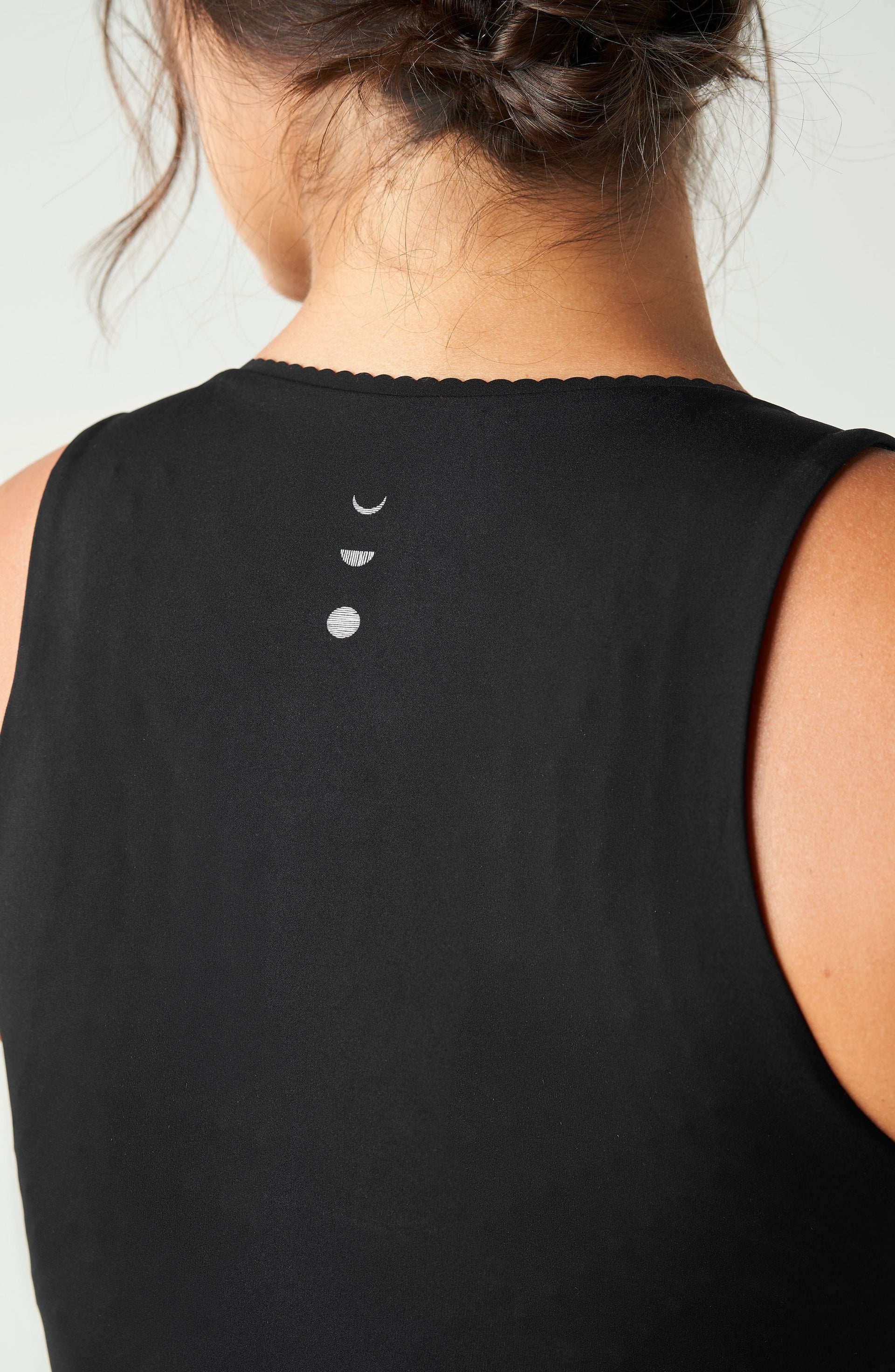 Adorn Tank Sculpting Second-Skin Fit Sporty Minimalist Top