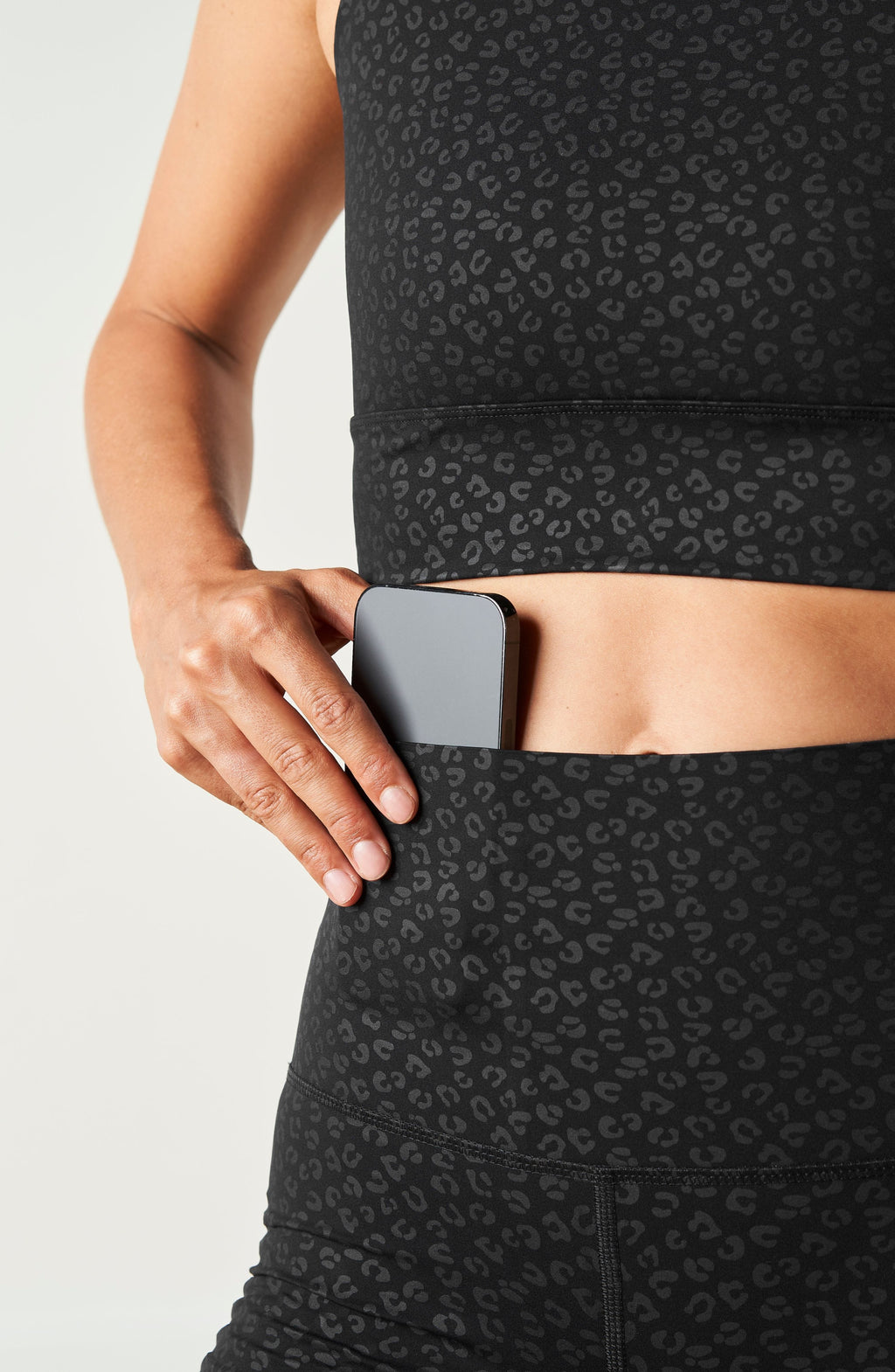 The Fierce Leggings: Sculpting High-Waist Athletic Leggings