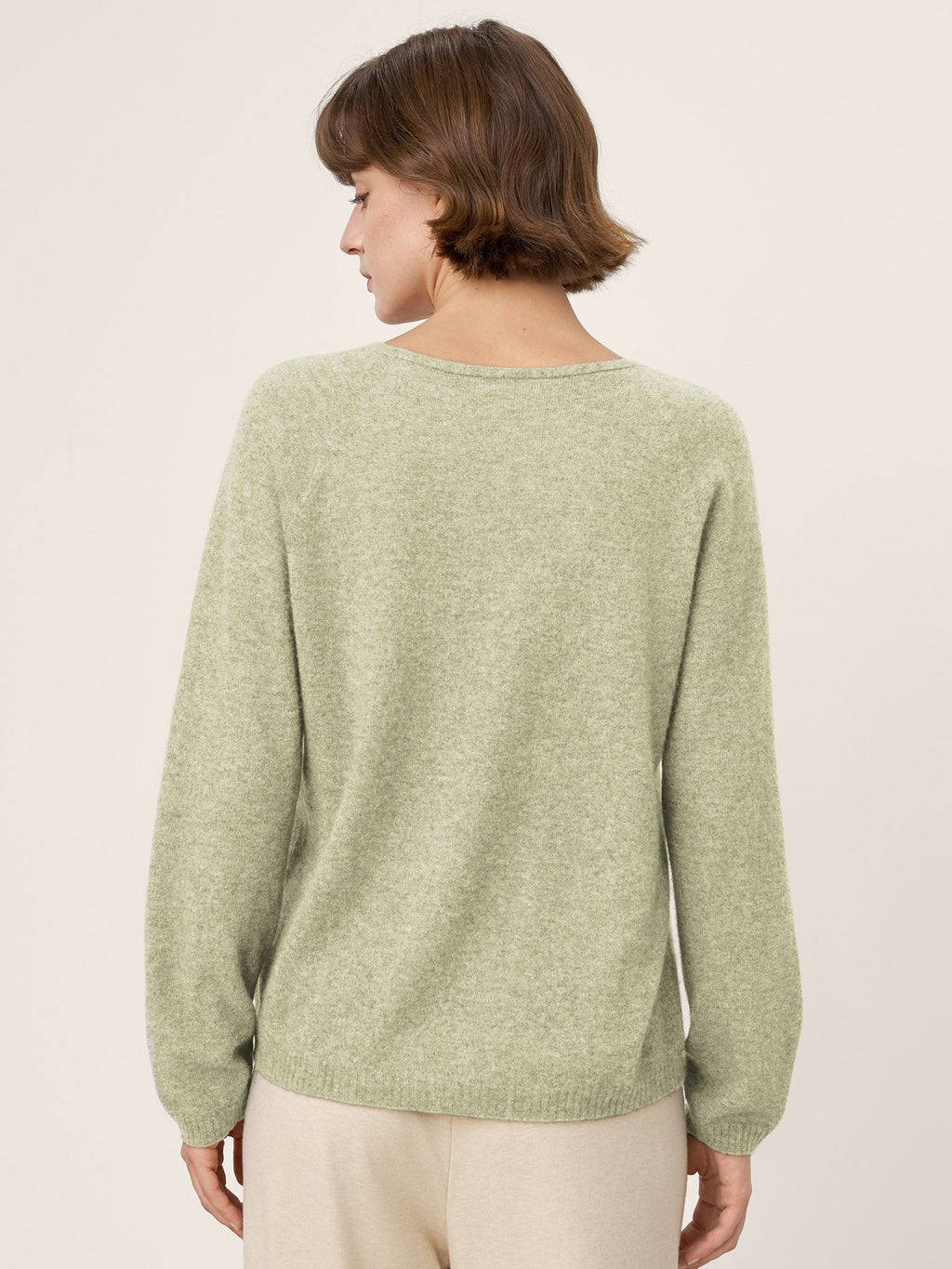 Mongolian Cashmere & Mulberry Silk Seamless Ribbed Trim V-Neck Sweater TESSA