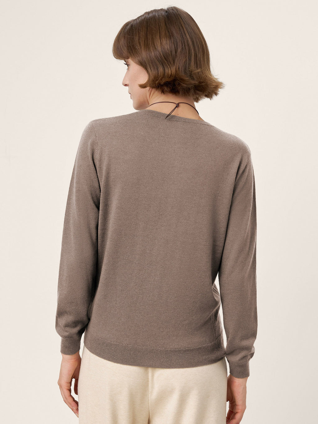 100% Extra-Fine Merino Wool Essential Crew Neck Knit Sweater BRIDGET