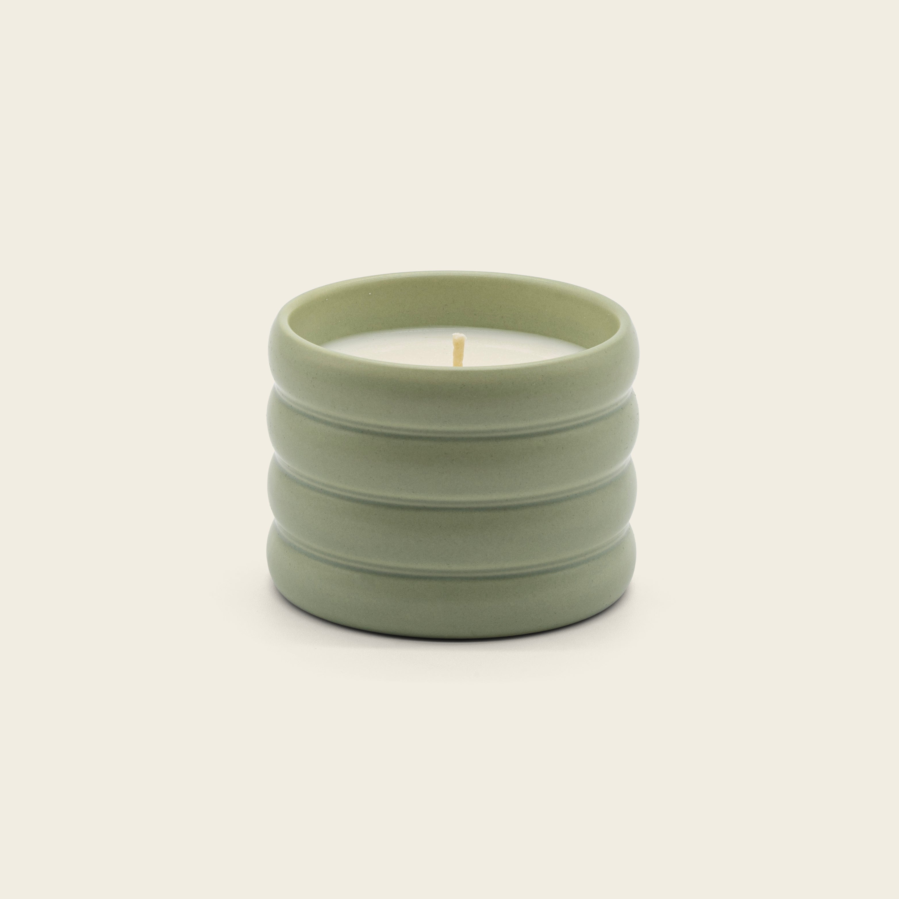 Ribbed Ceramic Soy Wax Candle in Pastel Colors - Image 9