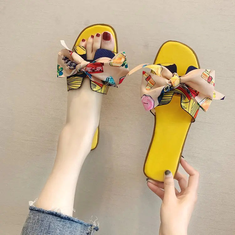 Women's Summer Bow Detail Flat Sandals Playful Pattern - Image 4