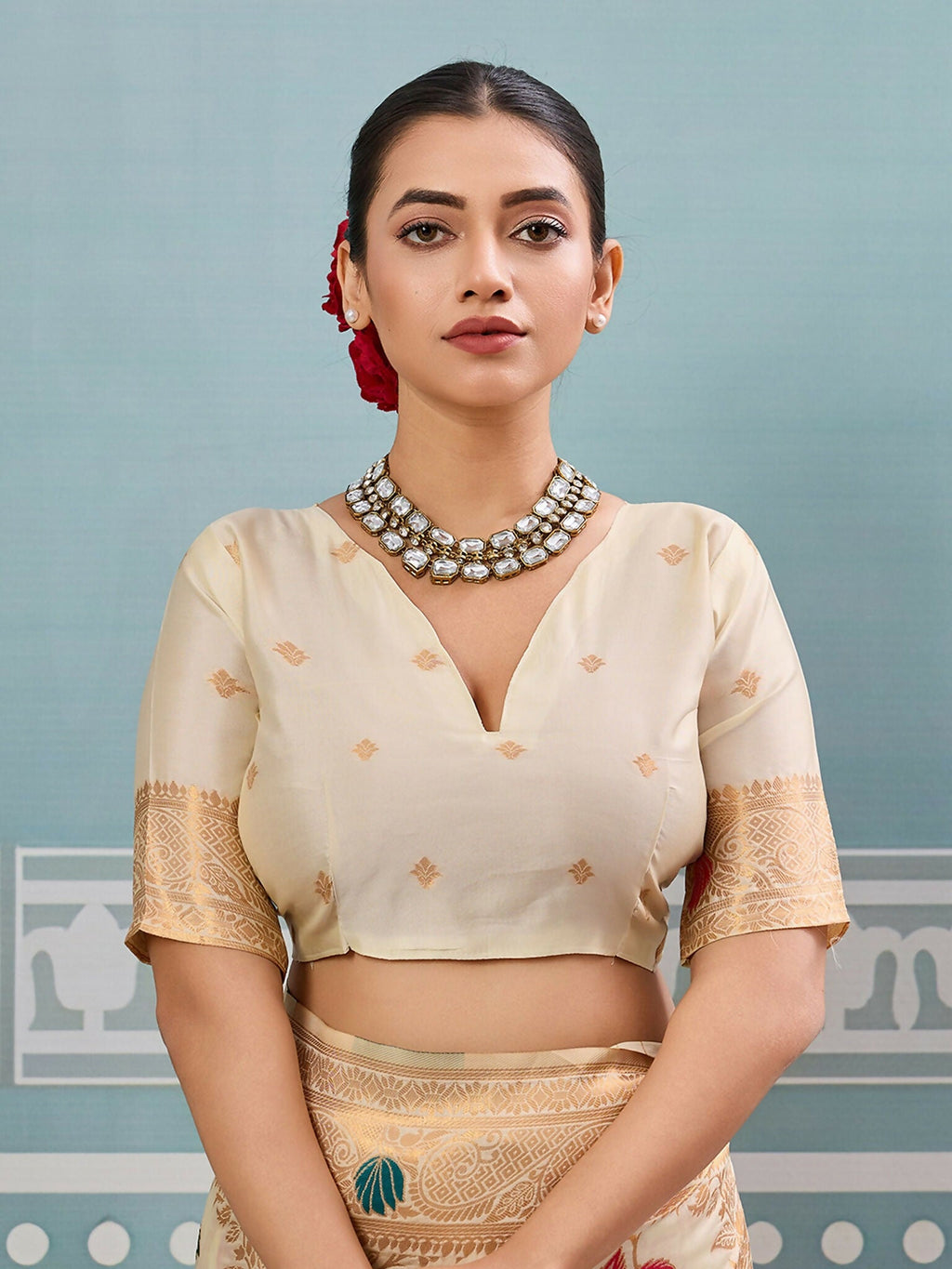 Elegant Cream Silk Saree with Matching Silk Blouse Piece