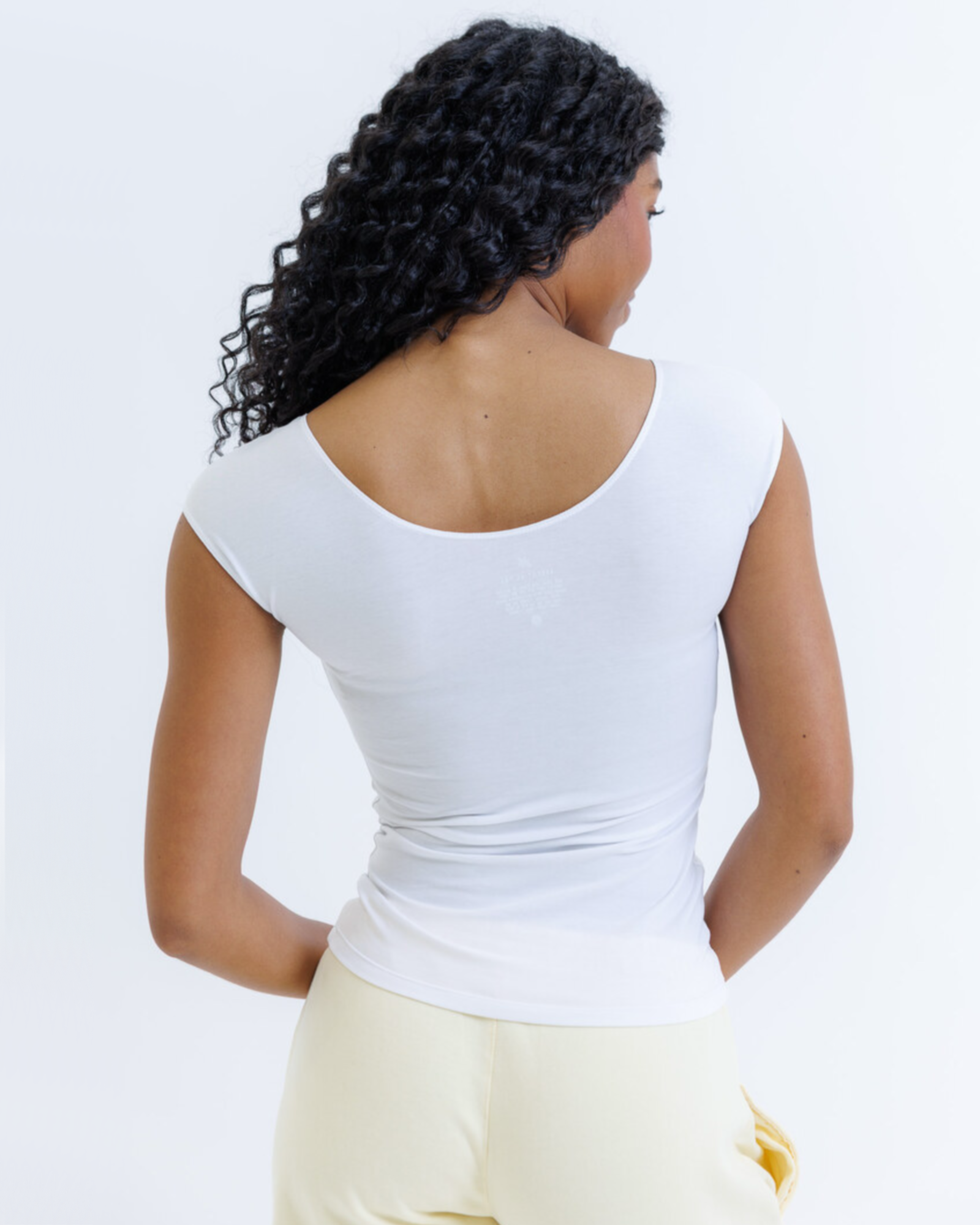 Essential Fitted Scoop Neck Tee with Cap Sleeves - Image 6