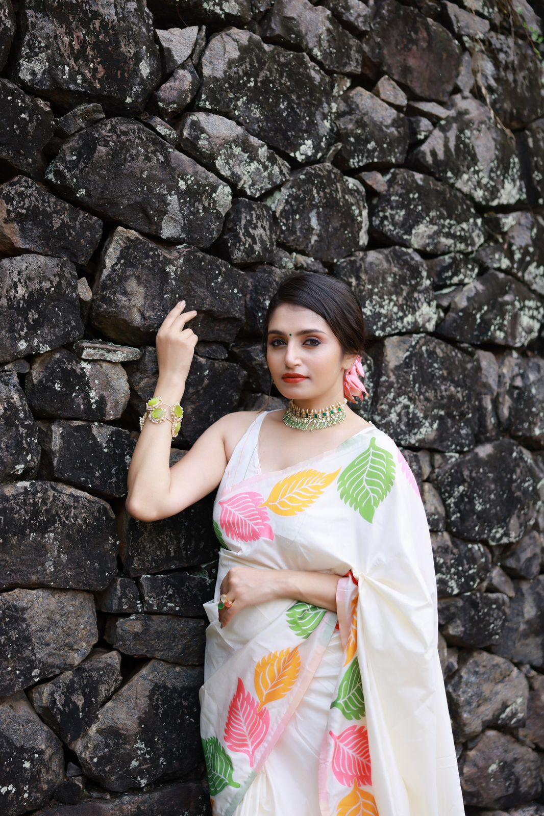 White Pure Silk Saree with Woven Design and Tassels