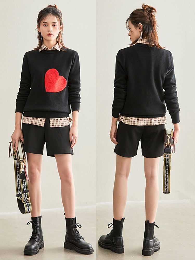 Harajuku Style Women's Black Knit Crewneck Sweater with Red Heart - Image 3