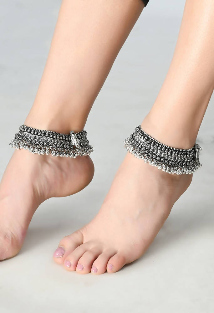 Close up of heavy design oxidised silver traditional anklets for women