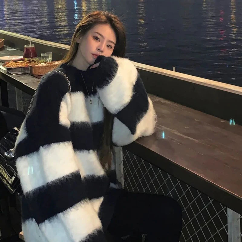 Women's Black & White Striped Mohair Oversized Pullover - Image 6
