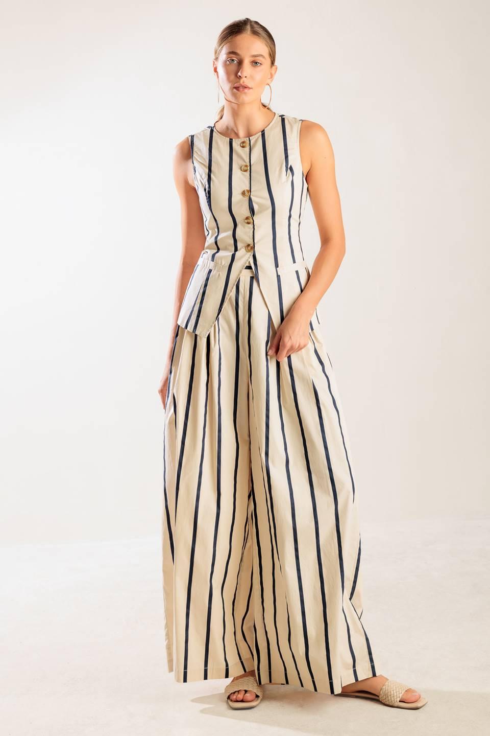 Striped Woven Button Down Vest in Cream and Navy - Image 4
