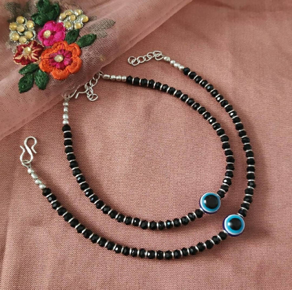 Traditional Black Beads Silver-Plated Anklet Set for Women