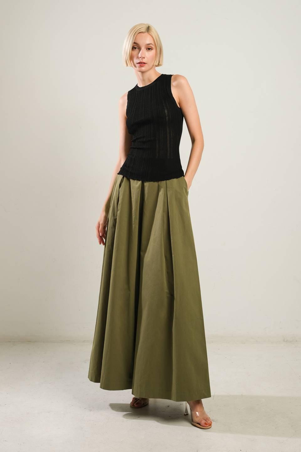 Black Ribbed Sleeveless Sweater Top - Image 4